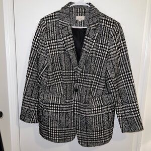 LOFT Black and White Blazer Classic Tailored Design